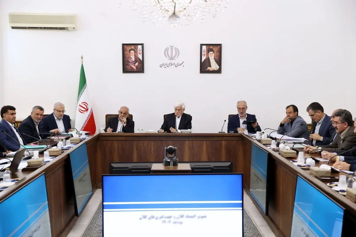 کلیات طرح ضربتی افزایش تولید روزانه ۲۵۰ هزار بشکهای نفت خام کشور تصویب شد