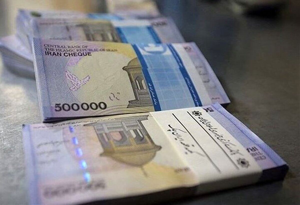 خروج نقدینگی از هدف ۱۴۰۳