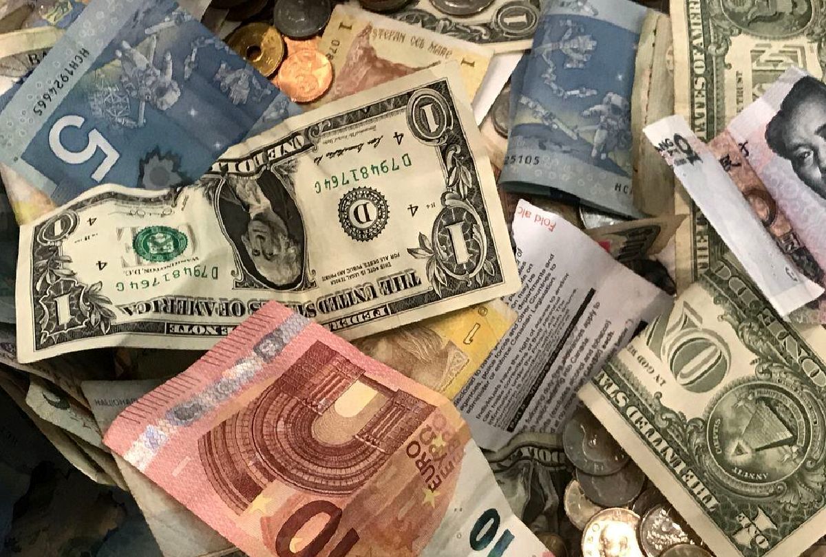 سقوط آزاد قیمتها در بازار ارز؛ قیمت درهم امارات و لیر تغییر کانال داد