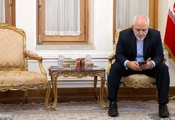 علت بسته ‌شدن حساب کاربری ظریف در اینستاگرام و واتساپ