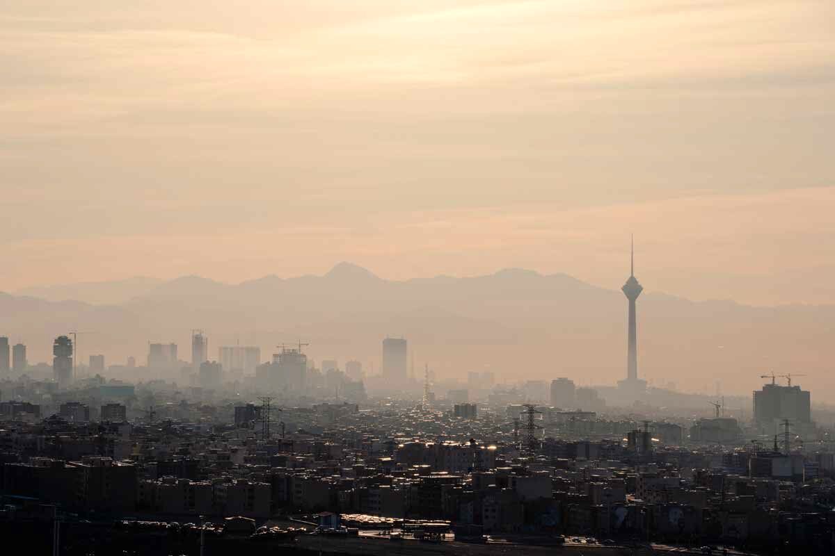 هوای تهران در وضعیت قرمز