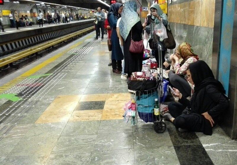 ۱۸۰۰ دستفروش مترو شناسایی شده و ساماندهی میشوند