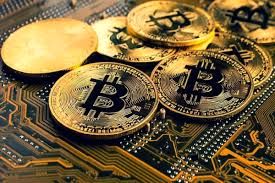 قیمت بیت کوین و ارز‌های دیجیتال امروز پنجشنبه ۱۸ بهمن ۱۴۰۳ + جدول