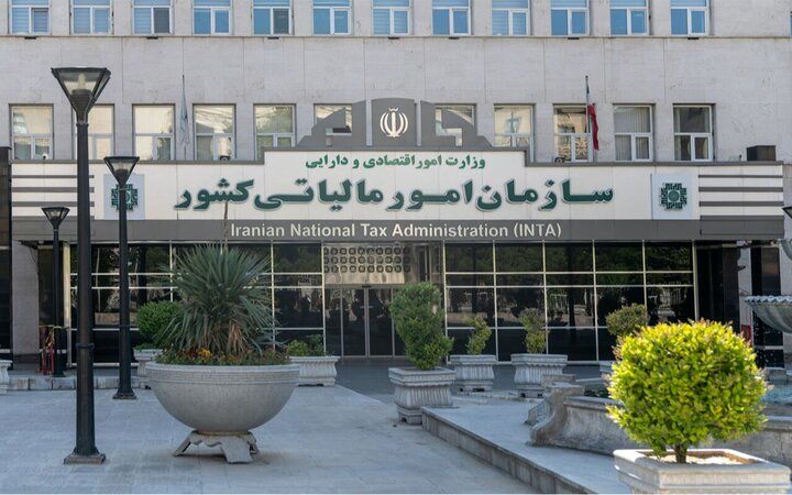تکذیب خبر حذف کلیه معافیتهای حقوق کارکنان و کارمندان