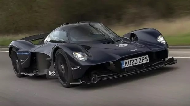 با سریعترین خودروهای V۱۲ تاریخ آشنا شوید aston-martin-valkyrie-250-mph-1712861505-min