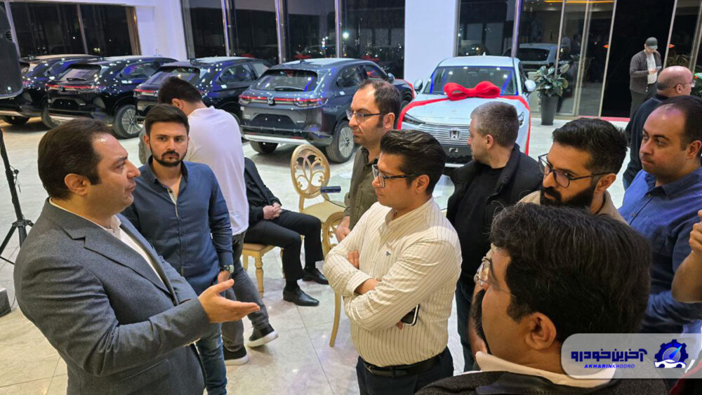 شاسی بلند ژاپنی به بازار آمد ؛ آغاز تحویل هوندا HR-V آذریوردسال honda-hr-v-delivered-azeryurdsal-1-1000x563