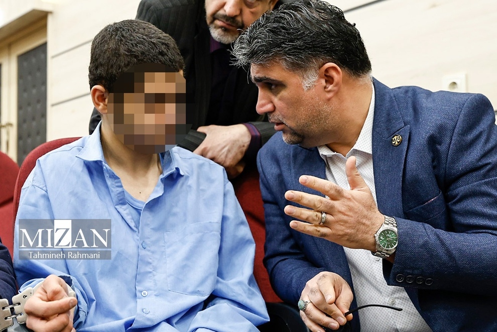 (تصاویر) محاکمه قاتلان دانشجوی دانشگاه تهران resized_2487228_945