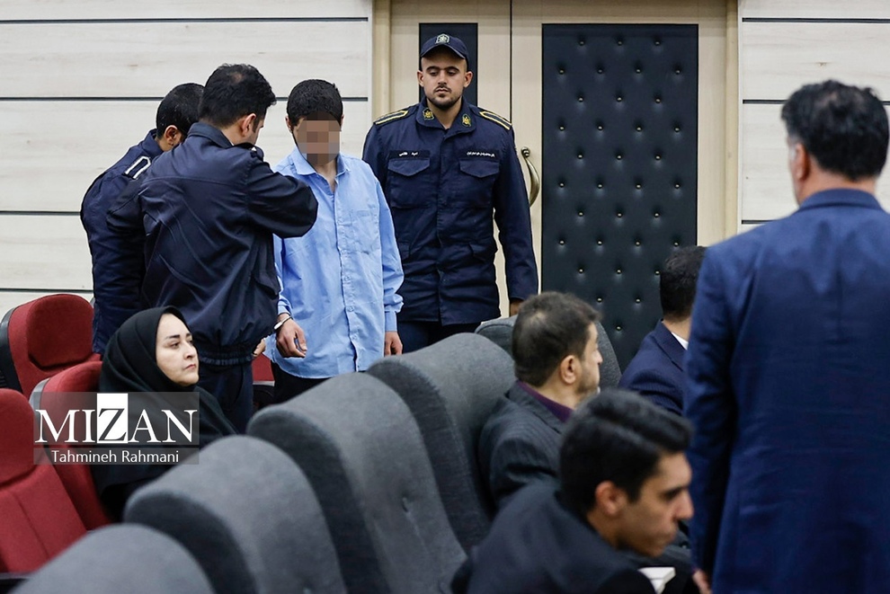 (تصاویر) محاکمه قاتلان دانشجوی دانشگاه تهران resized_2487232_491