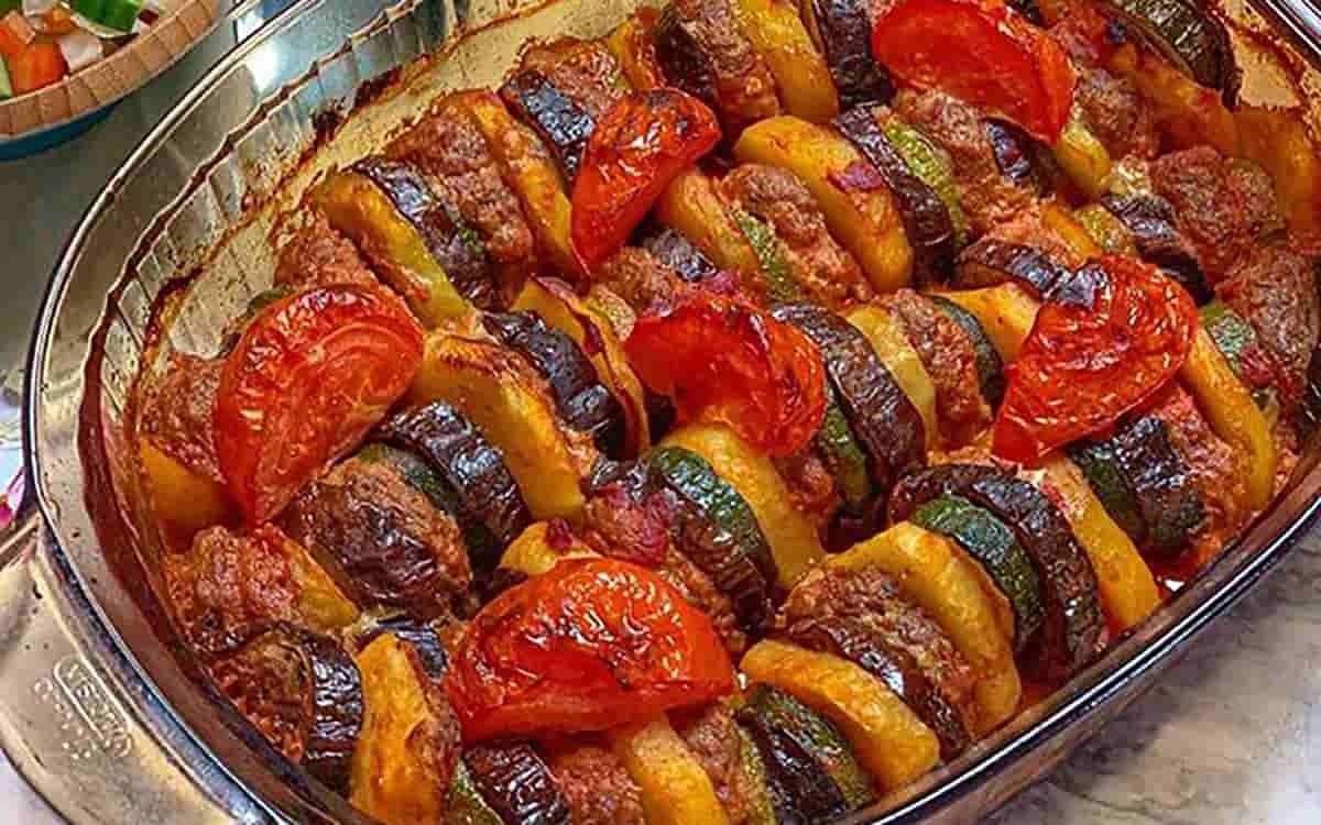 کباب تابهای گوشت و بادمجان؛ تجربهای خوشمزه و بینظیر 2515882_697