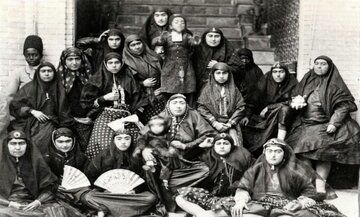 هیچ زنی را نشنیدم بگویند روسفیل، انگلیسفیل یا آلمانفیل است