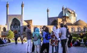 نوروز ۱۴۰۴ بدون گردشگر خارجی به پایان رسید/ از سال گذشته ۲۷۰۰ گردشگر خارجی به ایران آمدهاند