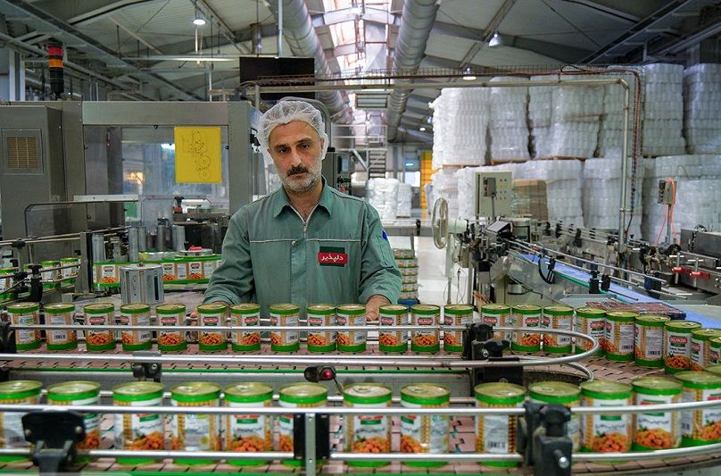 کنسروهای لاکچری در قفسهها؛ از املت 100 هزار تومانی تا کلهپاچه 425 هزار تومانی!