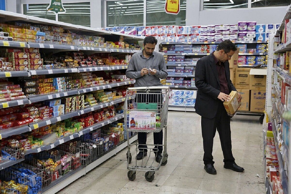 مرکز آمار تایید کرد؛ رکوردشکنی لبنیات و میوه در تورم