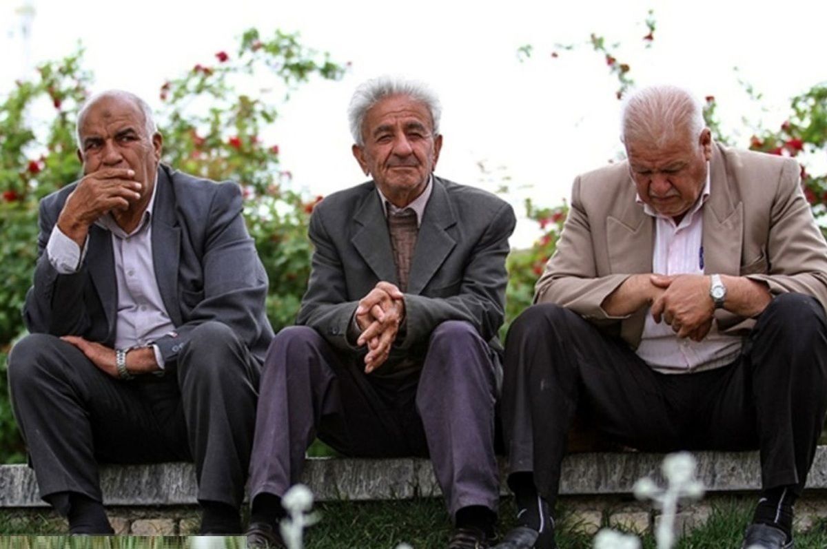 خبر مهم برای بازنشستگان/ مهلت بیمه تکمیلی تمدید شد