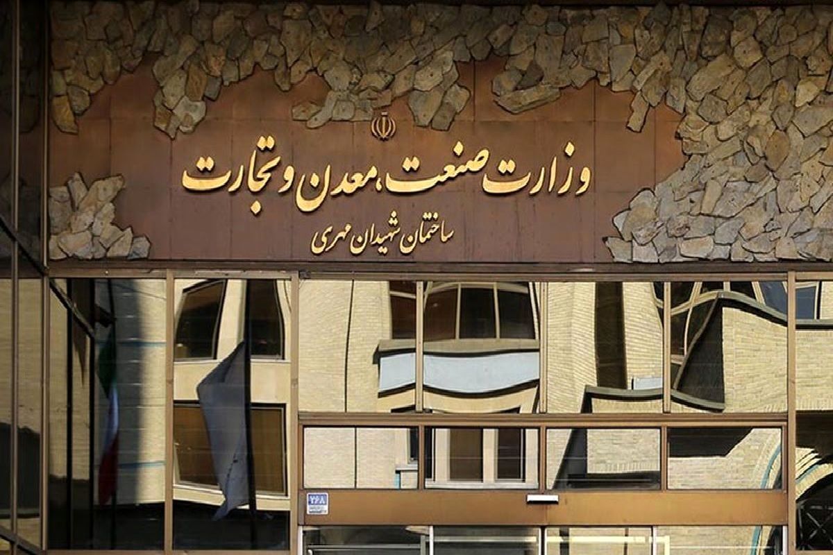 وزارت صمت به خودسری ایرانخودرو واکنش نشان داد