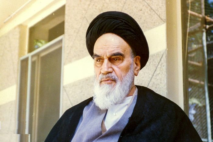 روایتی از آغاز محرم در نوفل لوشاتو با حضور امام
