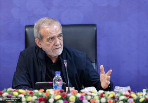سورپرایز ویژه برای بازنشستگان/ دستور پزشکیان درباره اجرای همسان سازی حقوق ها