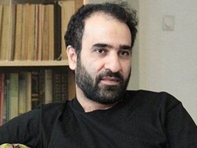رضا امیرخانی دچار ضربه مغزی شد/ اولین فیلم از لحظه سقوط امیرخانی از پاراگلایدر